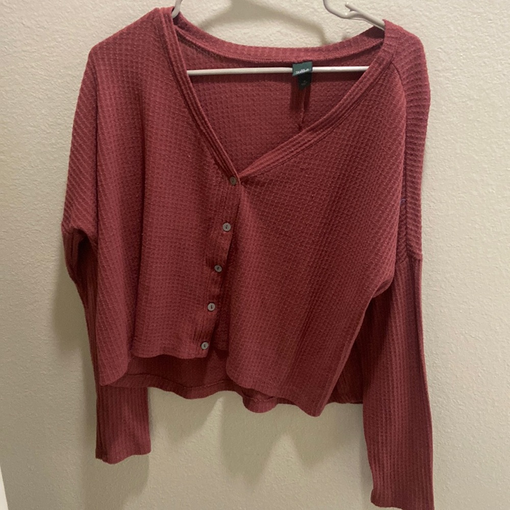 Cropped long sleeve button down